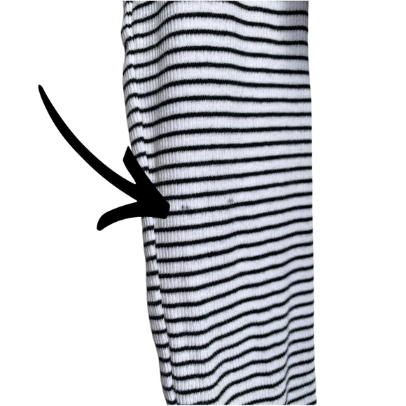 Hollister Women's Shirt Size Medium Long Sleeve Crop Top Embroidered Butterfly - Picture 3 of 8